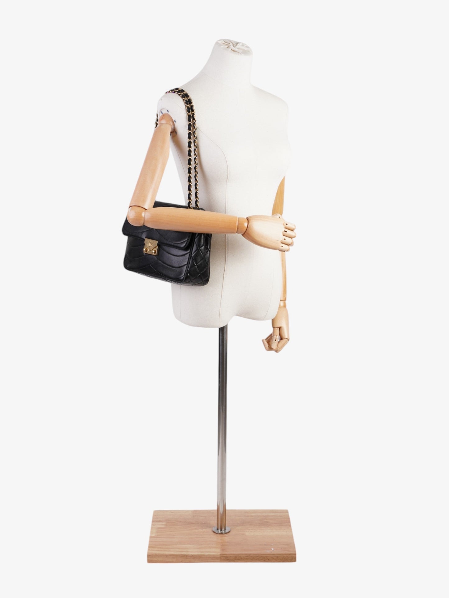 Chanel Shoulder Bag - Rovelle Bags