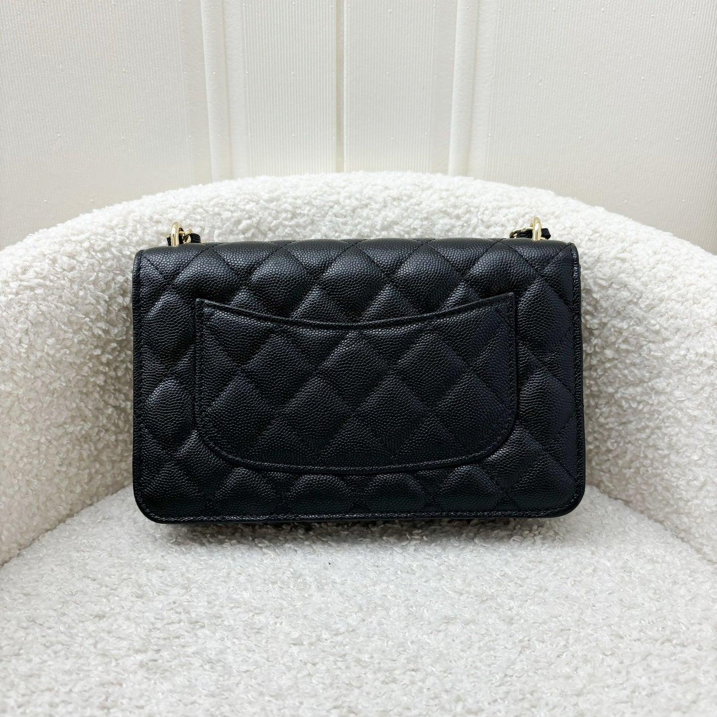 Chanel 22A Seasonal Wallet on Chain Crossbody Bag - Rovelle Bags