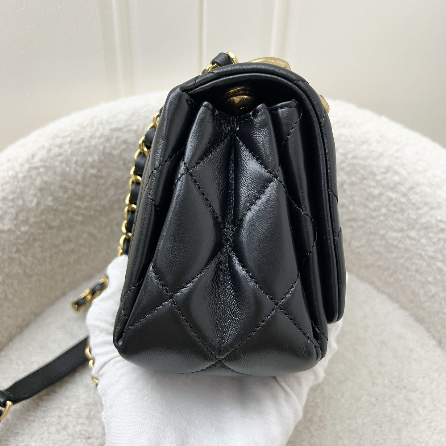 Chanel 22A Mini Flap Flap Bag - Rovelle Bags