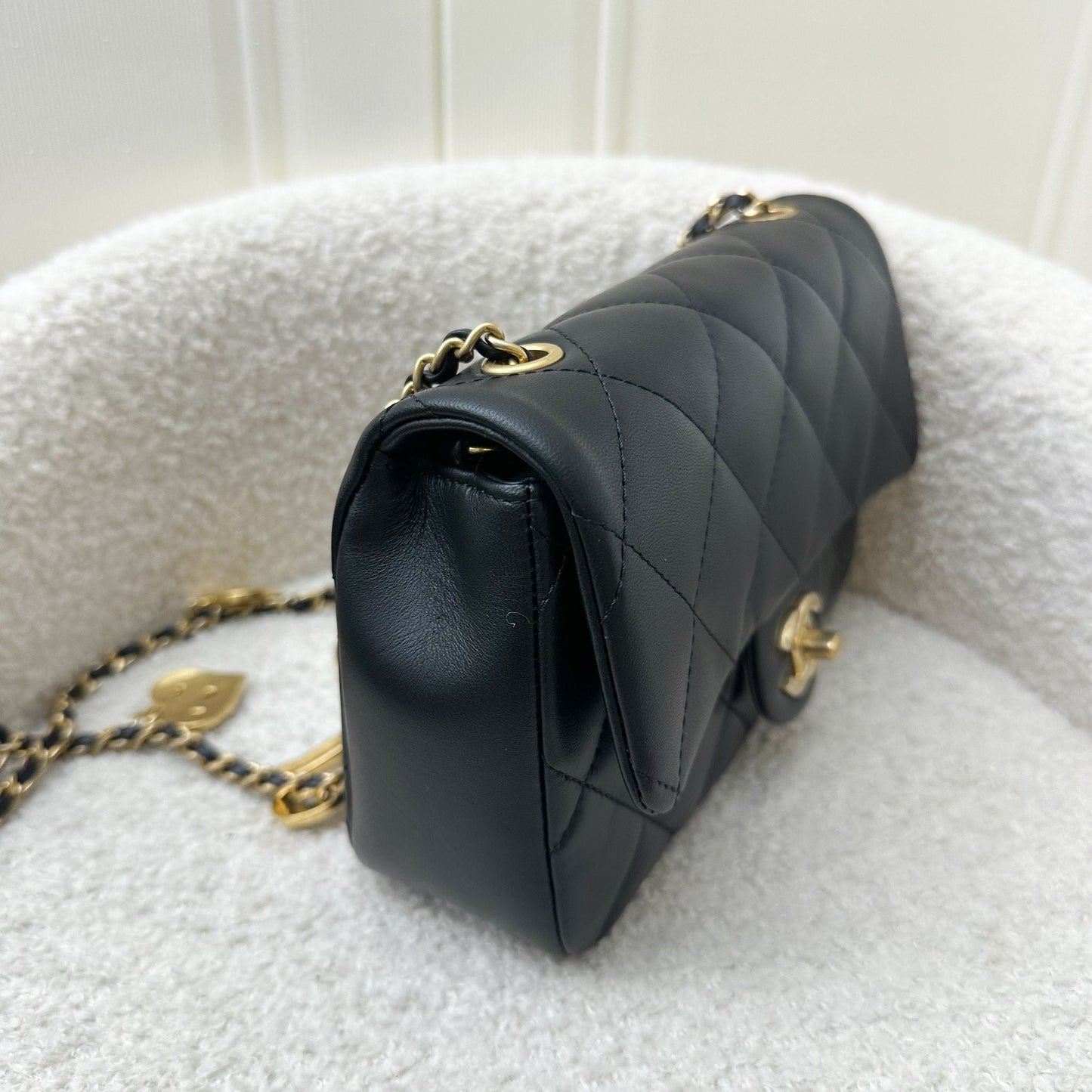 Chanel 22B Small Flap Flap Bag - Rovelle Bags