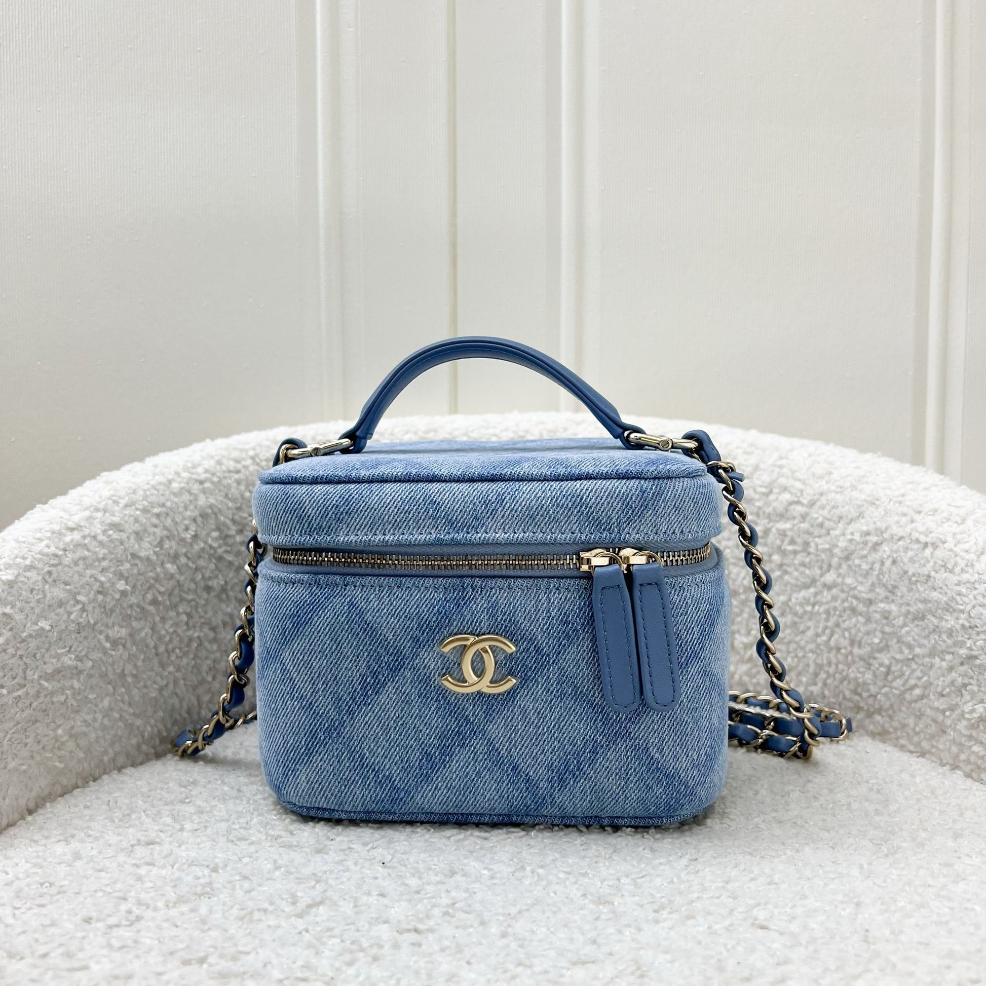 Chanel 22B Cheer for Chanel Vanity Handbag - Rovelle Bags