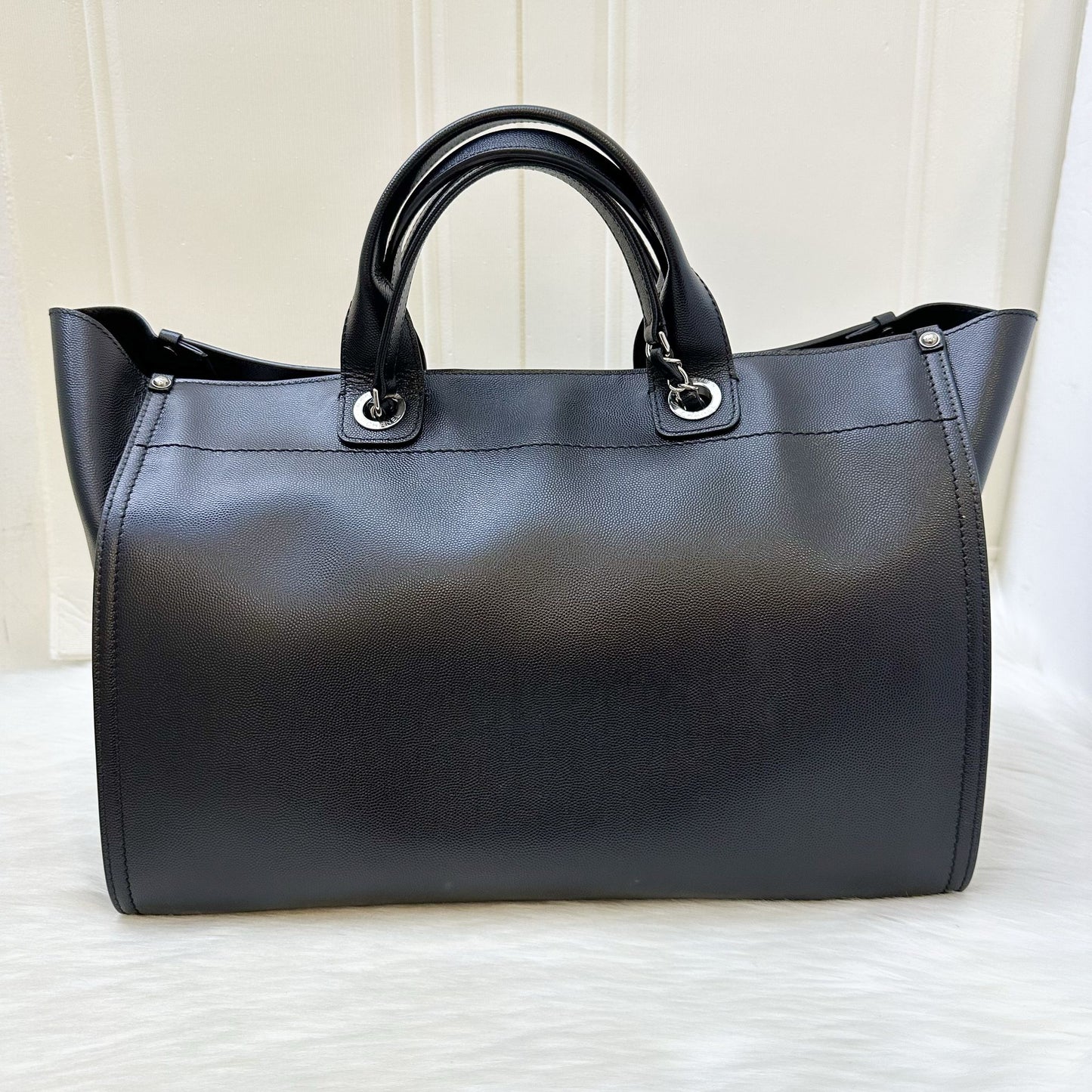 Chanel Medium / Large Deauville Tote Tote Bag - Rovelle Bags