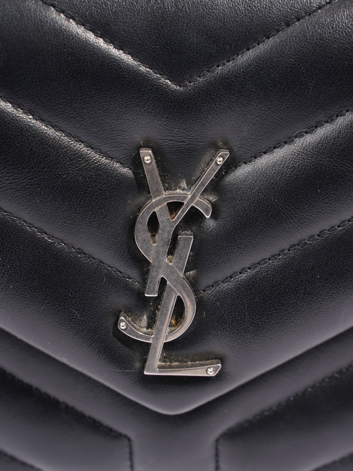 Saint Laurent Lou Handbag - Rovelle Bags