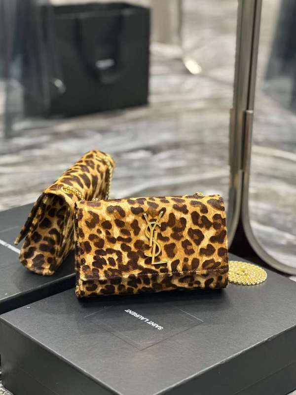 Yves Saint Laurent Uptown Everyday Handbag