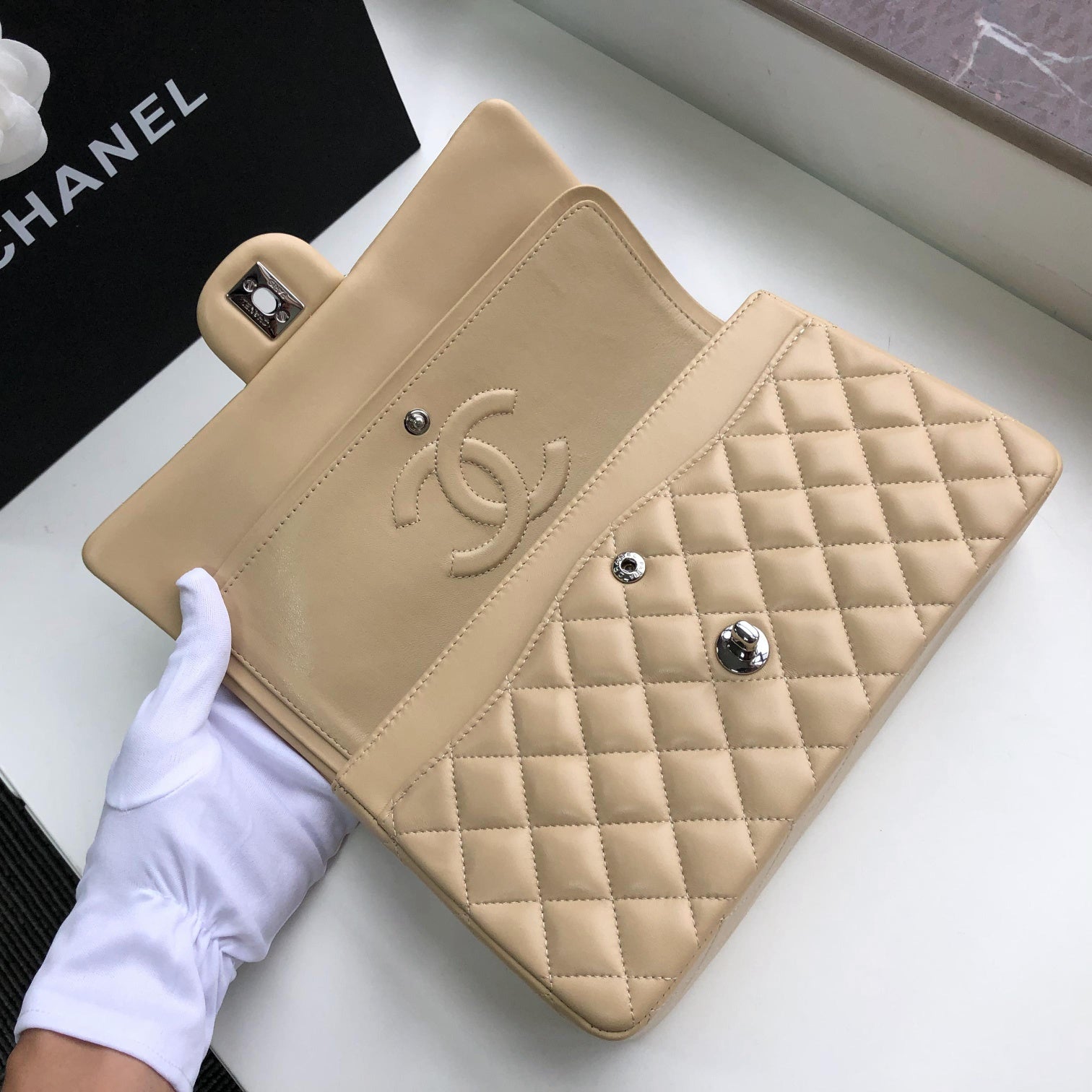 Chanel - Luxury Handbag - Rovelle Bags