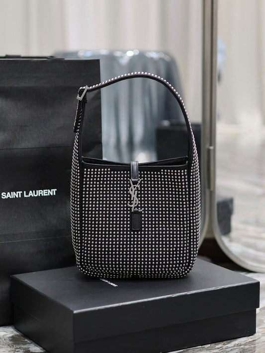 Yves Saint Laurent - Bags - 200