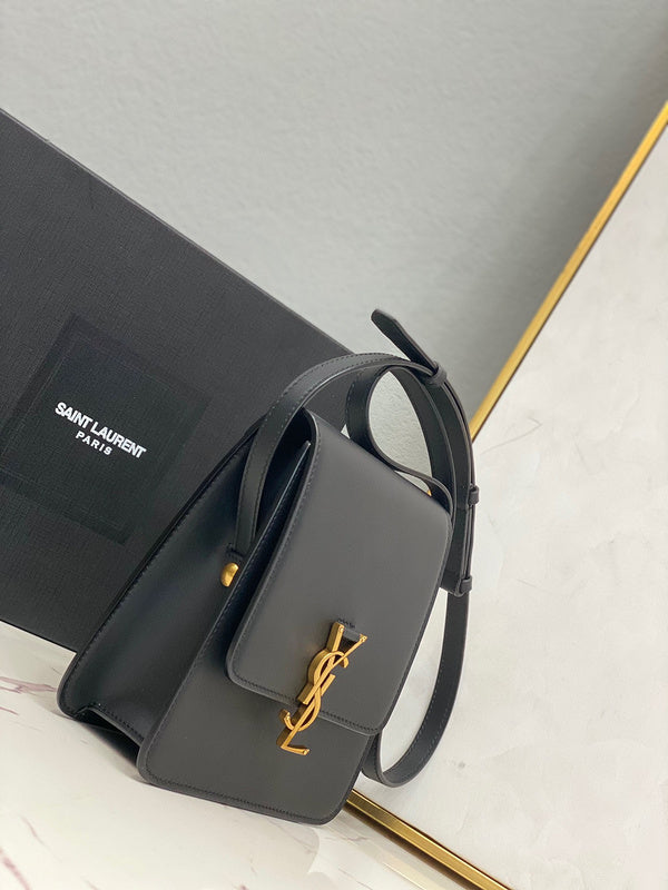 Yves Saint Laurent - Bags - 315
