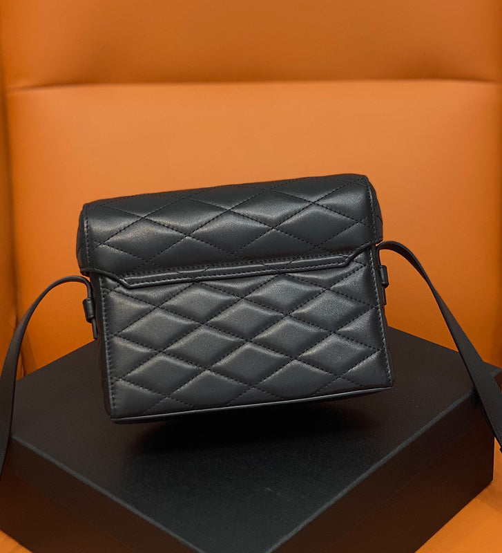 Yves Saint Laurent - Bags - 296