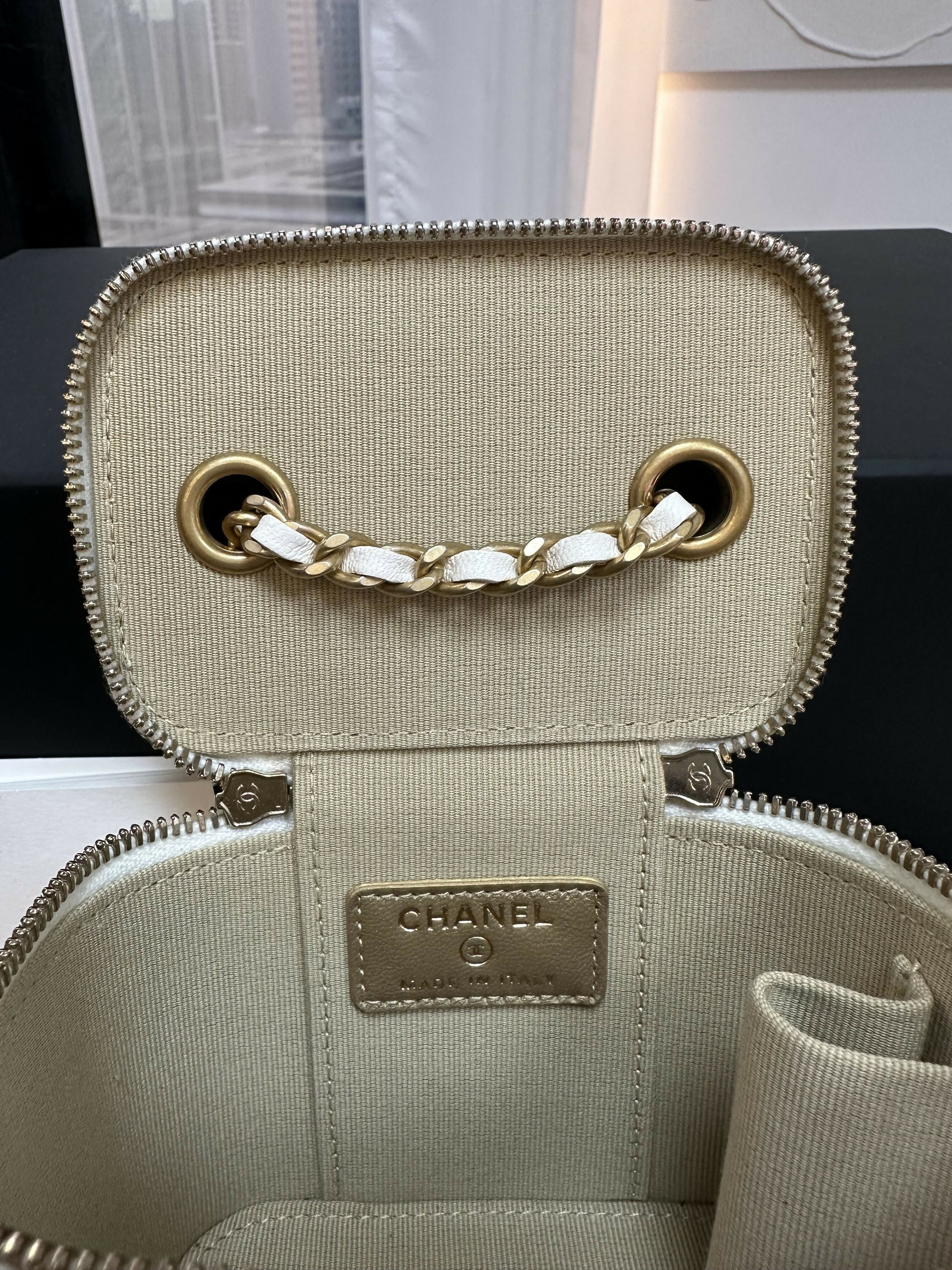 Chanel Vanity Clutch - Rovelle Bags