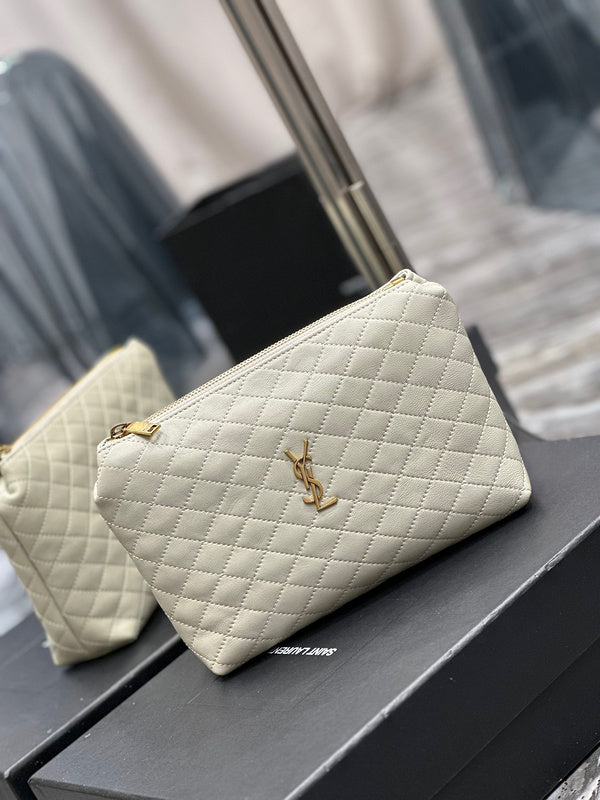 Yves Saint Laurent - Bags - 600