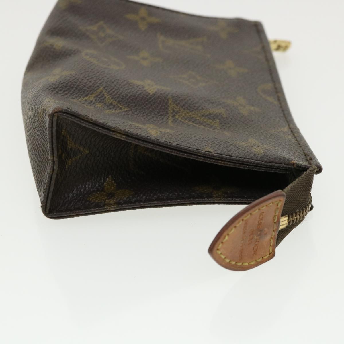 LOUIS VUITTON Monogram Poche Toilette 15 Pouch M47546 LV Auth ac1789