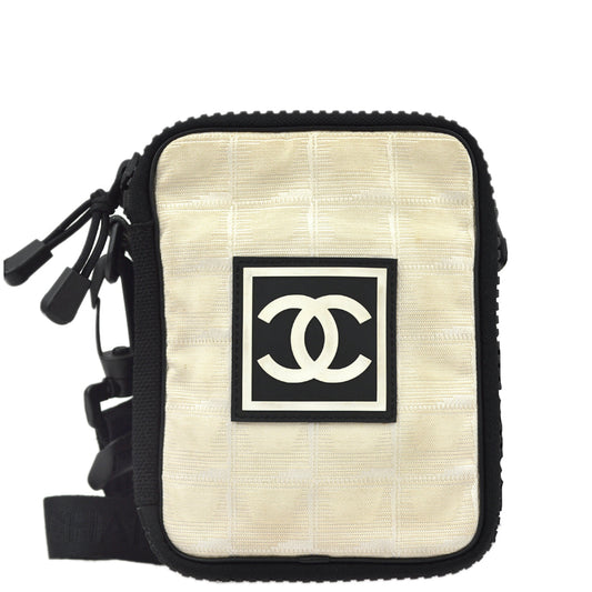 Chanel Shoulder Bag - Almora Bags