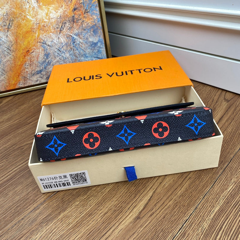 Louis Vuitton Luxury Bags 2332