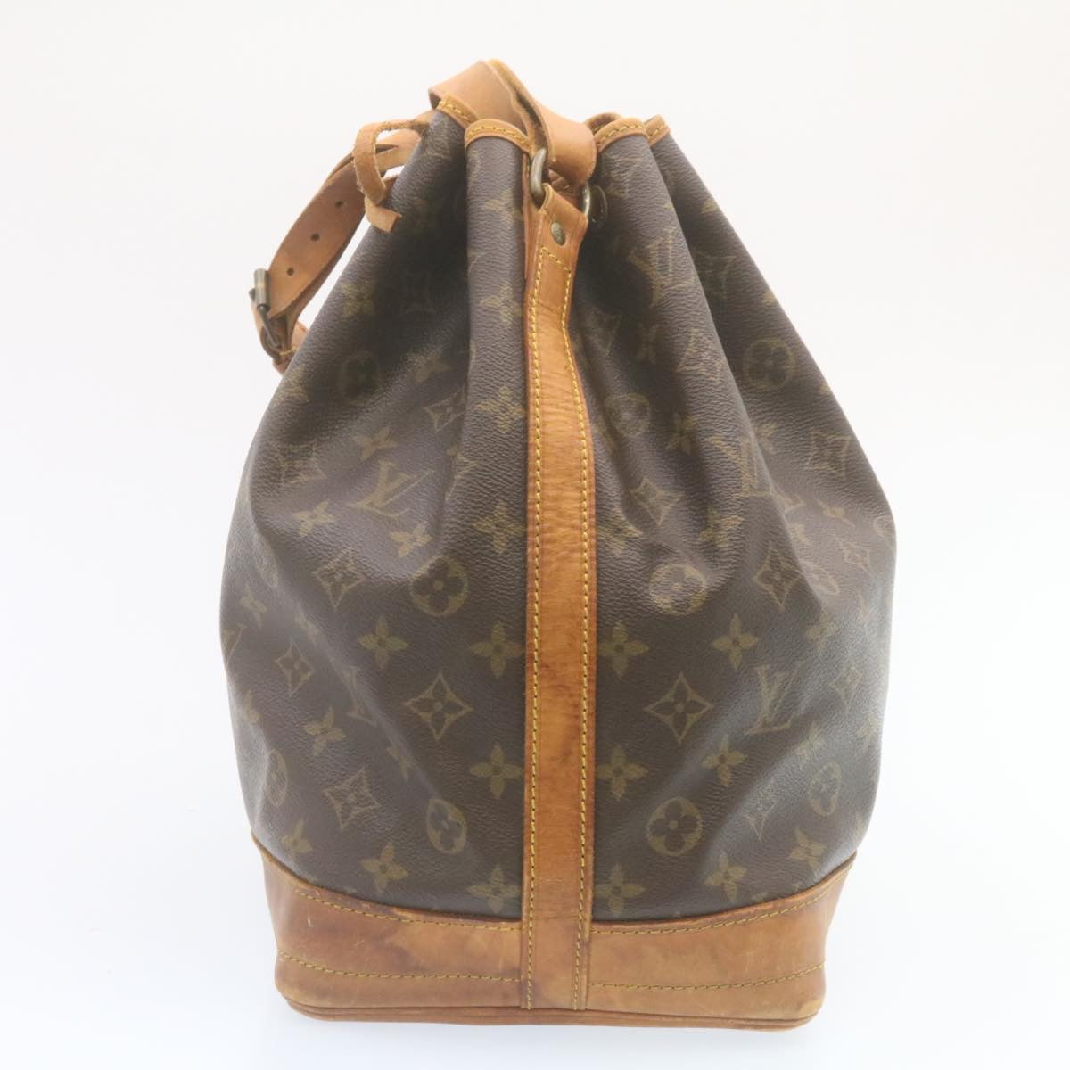 LOUIS VUITTON Monogram Noe Shoulder Bag M42224 LV ar6437