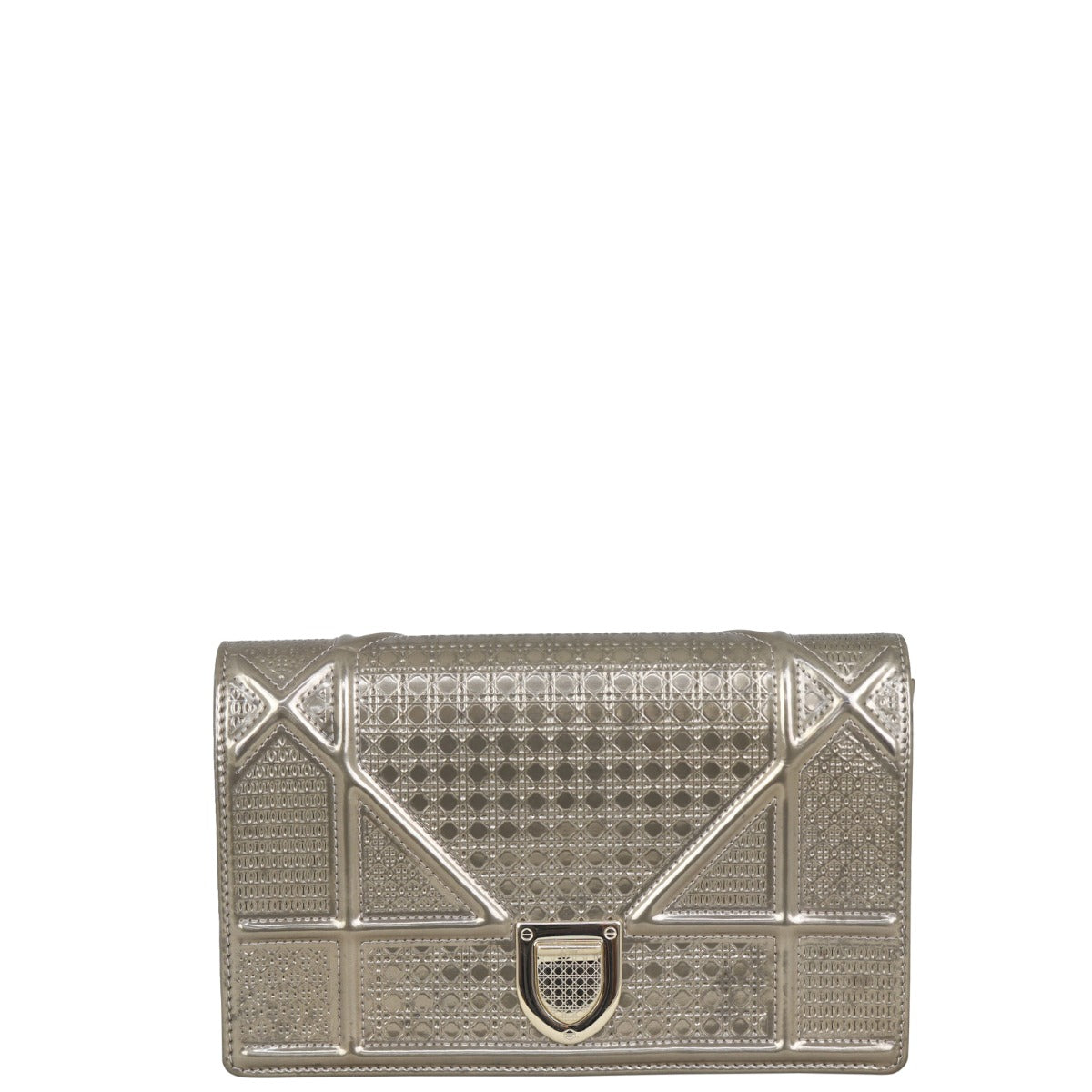 Dior Diorama Wallet on Chain