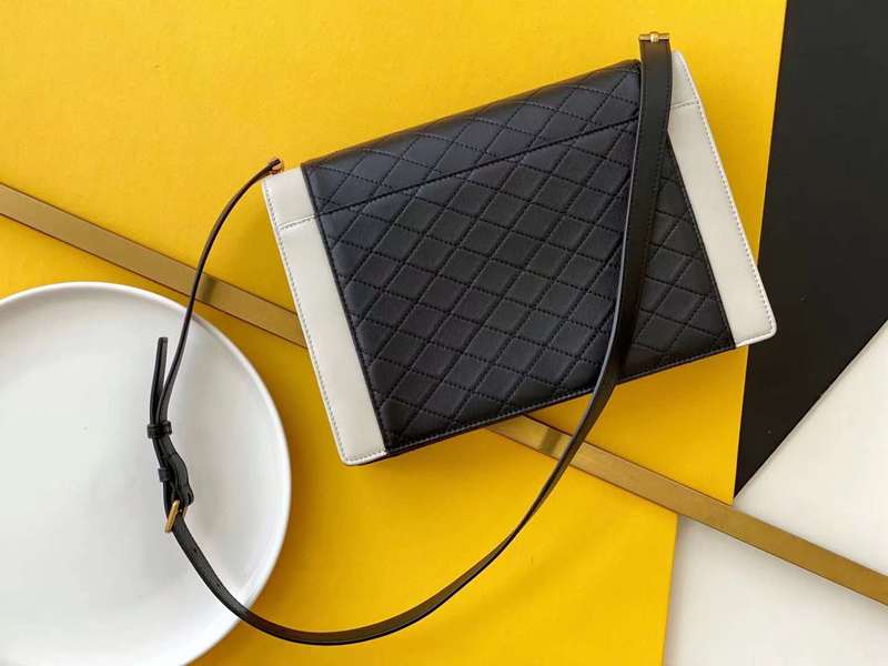 Yves Saint Laurent - Bags 107