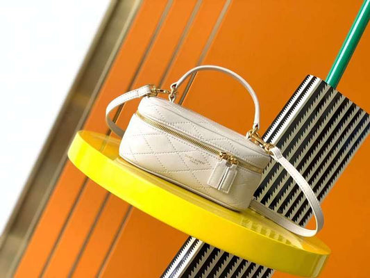 Yves Saint Laurent Atelier Essential Handbag