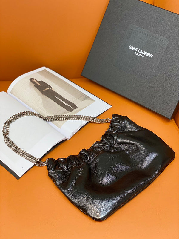 Yves Saint Laurent - Bags - 330
