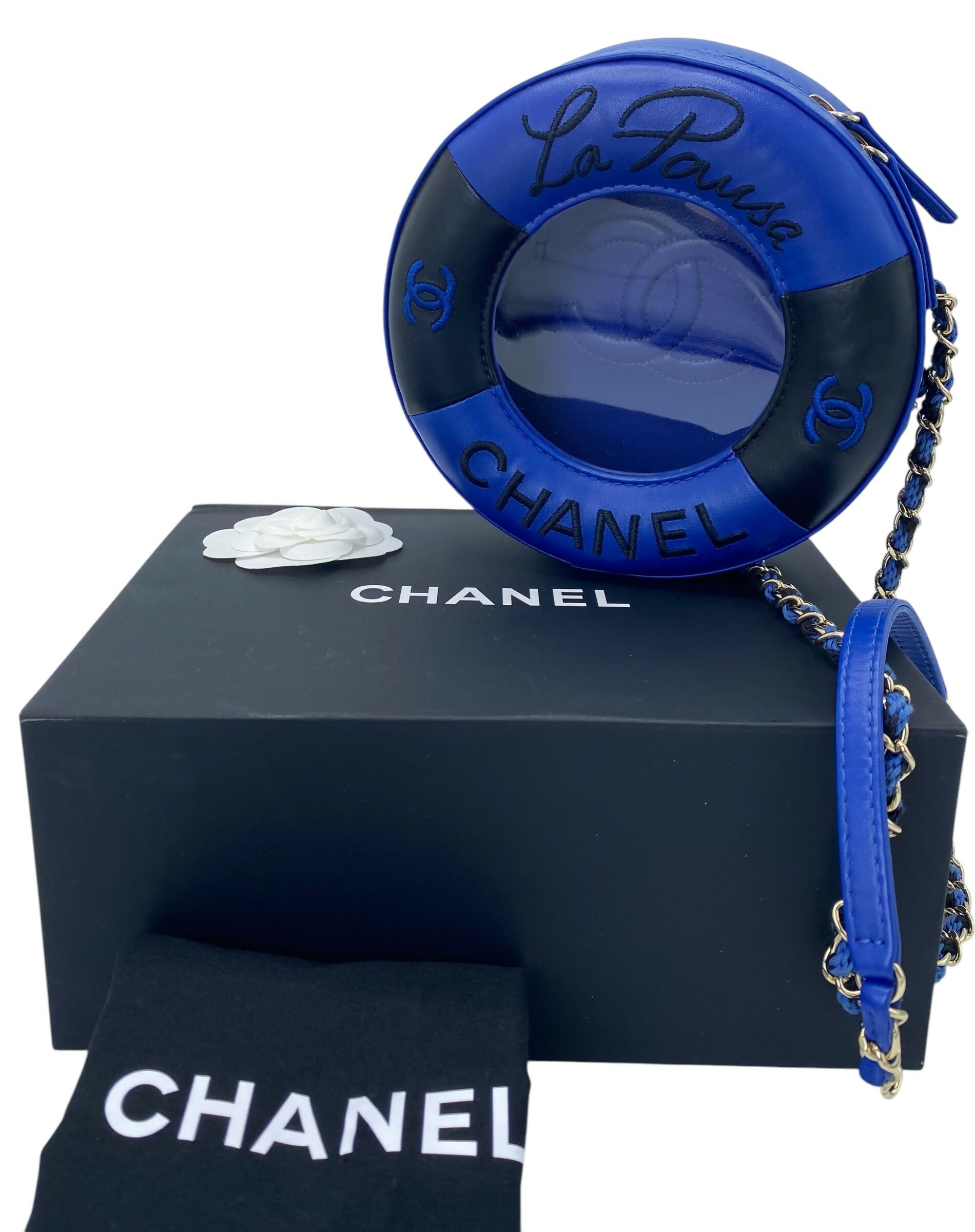 Chanel Chanel 19 Shoulder Bag - Rovelle Bags