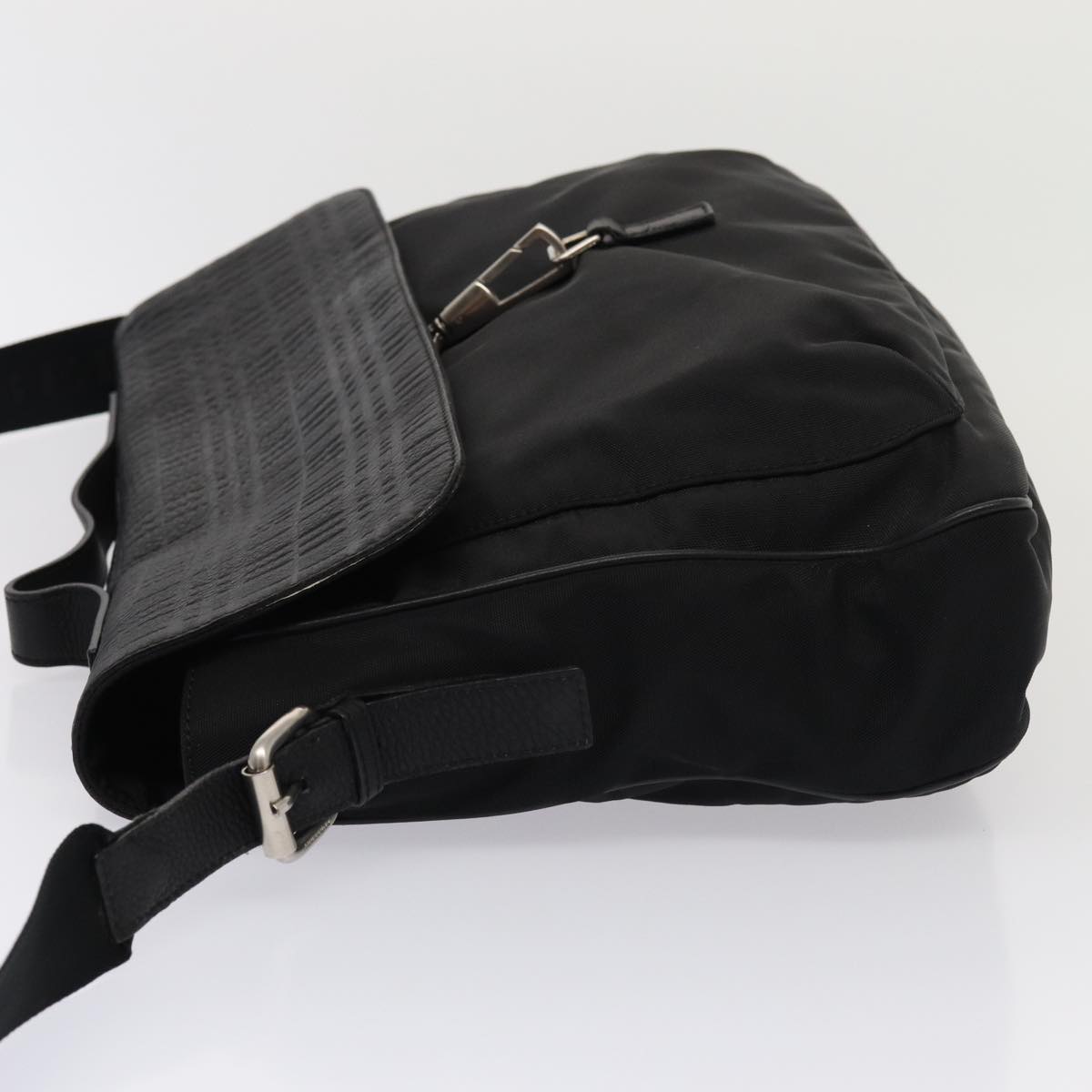 Burberry Nova Auth Handbag - Rovelle Bags