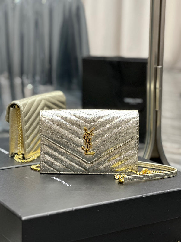 Yves Saint Laurent Weekend Essential Handbag