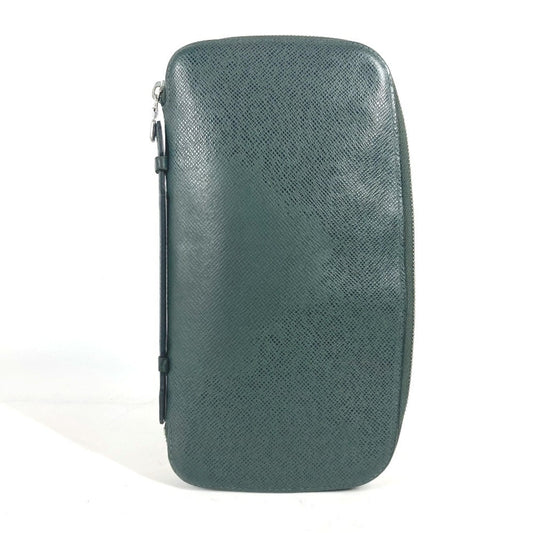 Louis Vuitton Taiga Leather Wallet (Bi-Fold)