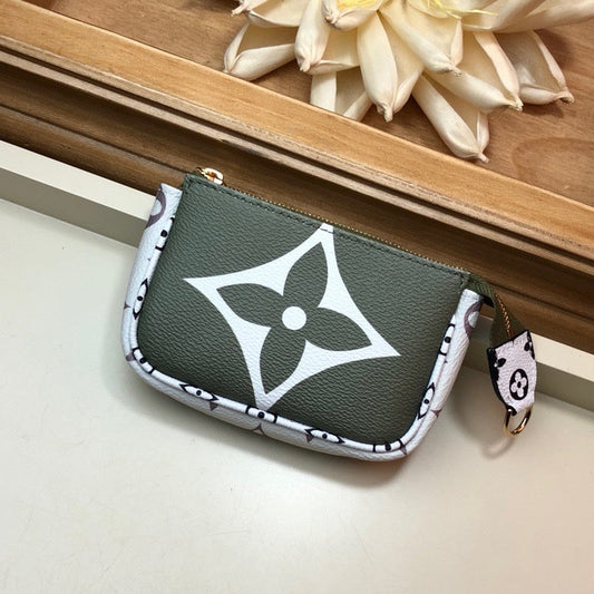 Louis Vuitton Luxury Bags 2030