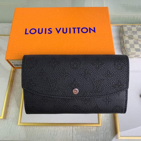 Louis Vuitton Luxury Bags 1825
