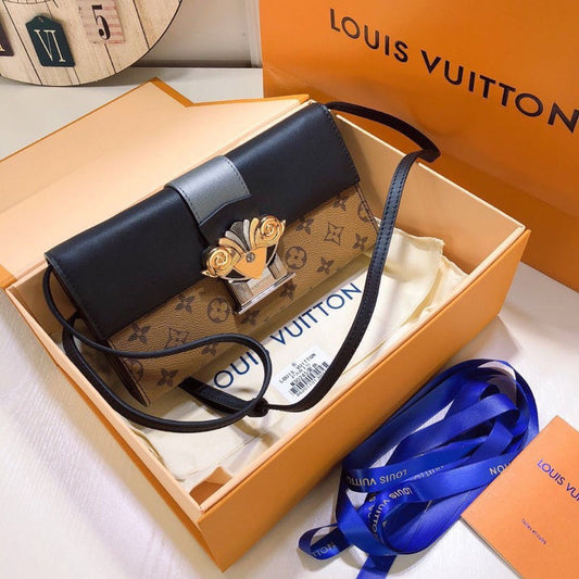 Louis Vuitton Luxury Bags 1944