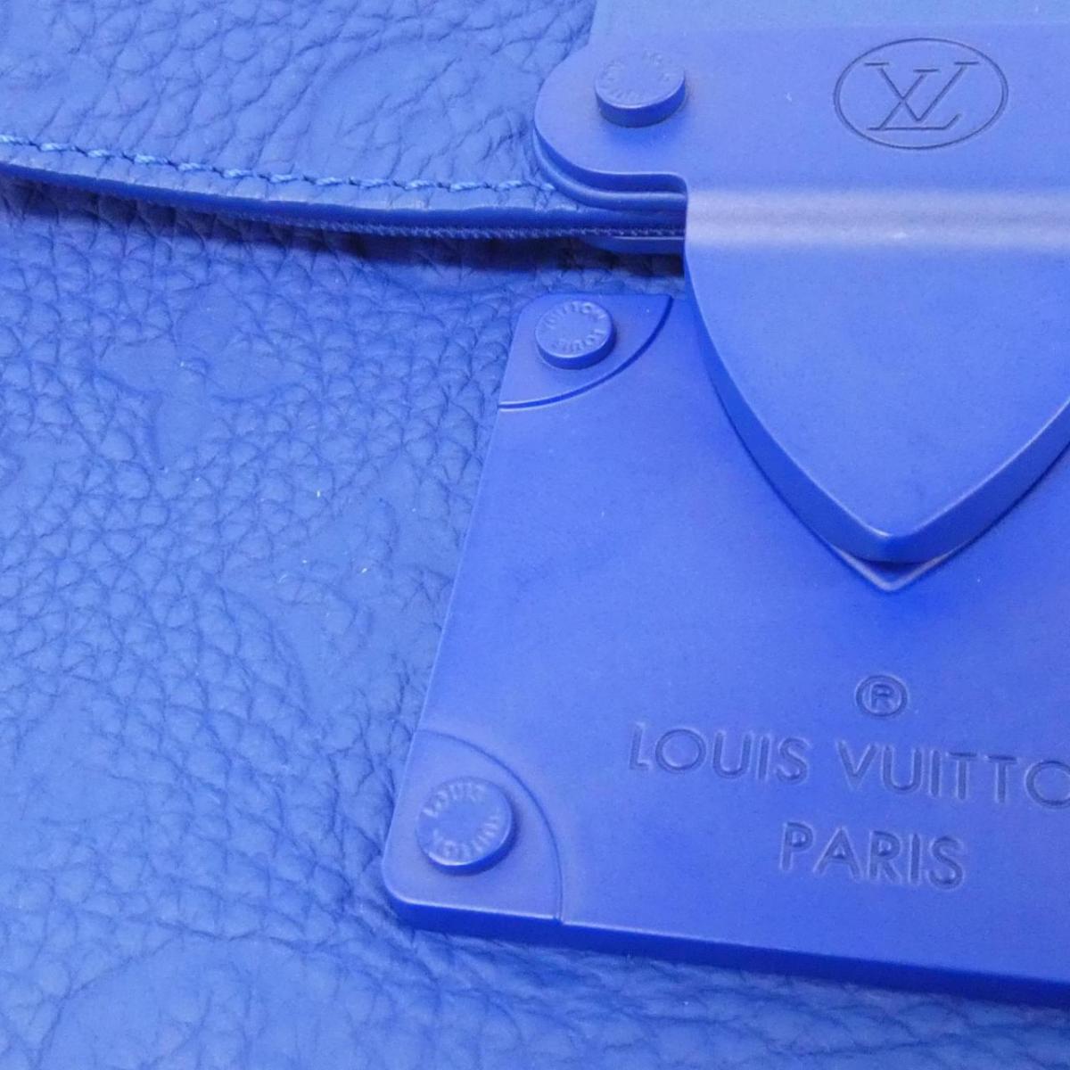 Louis Vuitton Monogram Slock Messenger M58488 Shoulder Bag