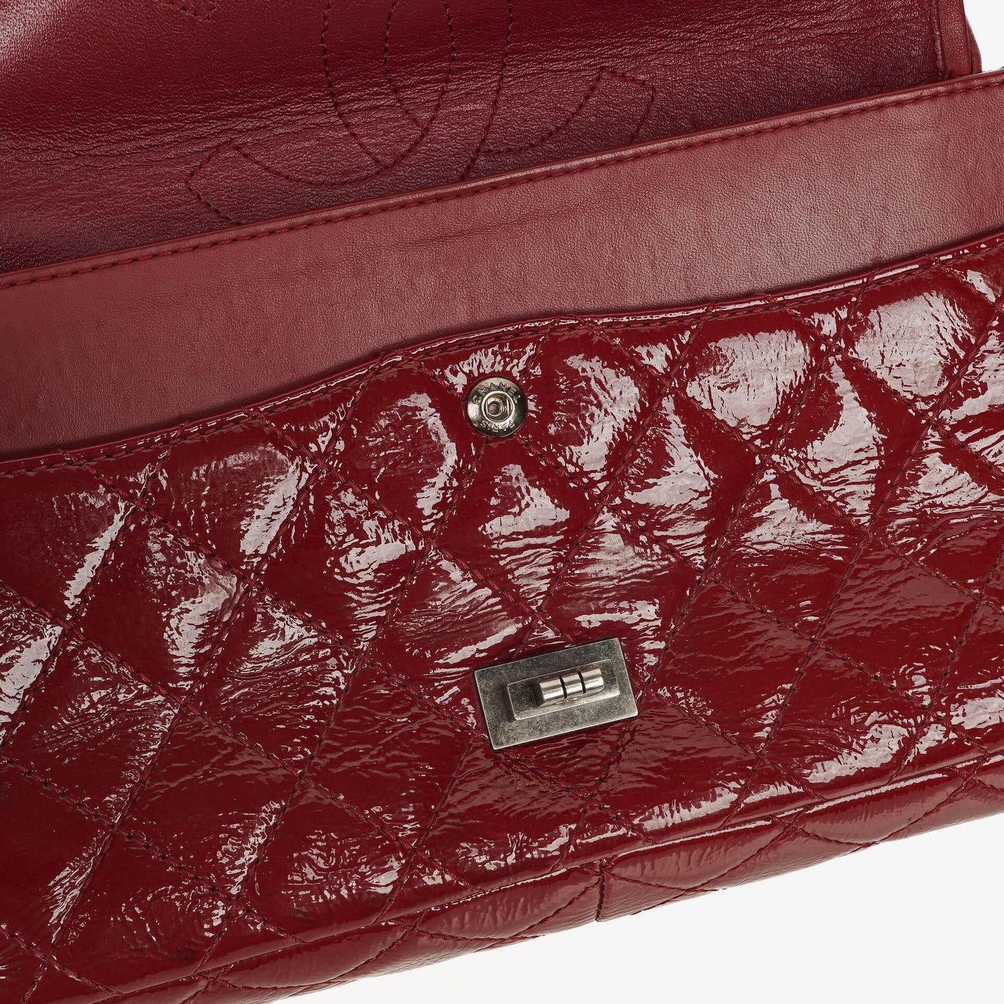 Chanel 2.55 226 Reissue Red Crinkled Patent Leather Flap Bag With Ruthenium Hardware