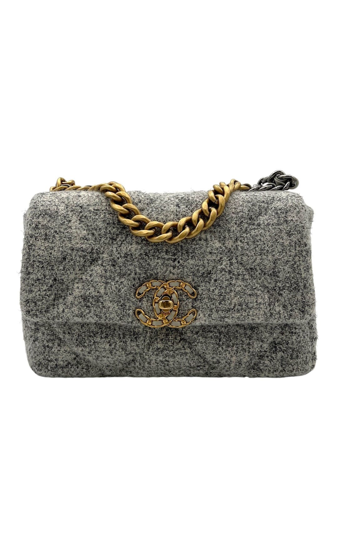 Chanel Shoulder Bag - Almora Bags