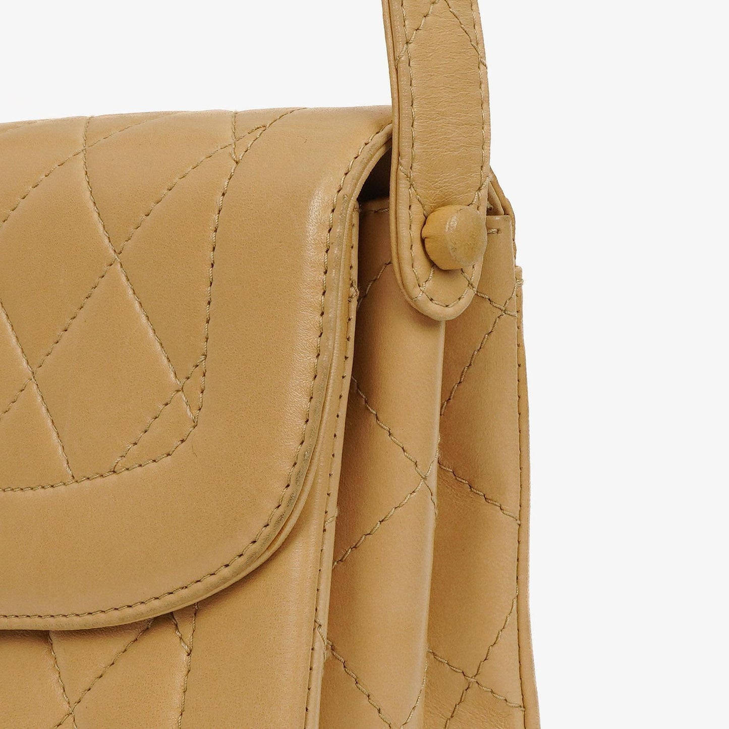 Chanel Beige Quilted Lambskin Diana Shoulder Bag With 24K Gold-Plated Hardware