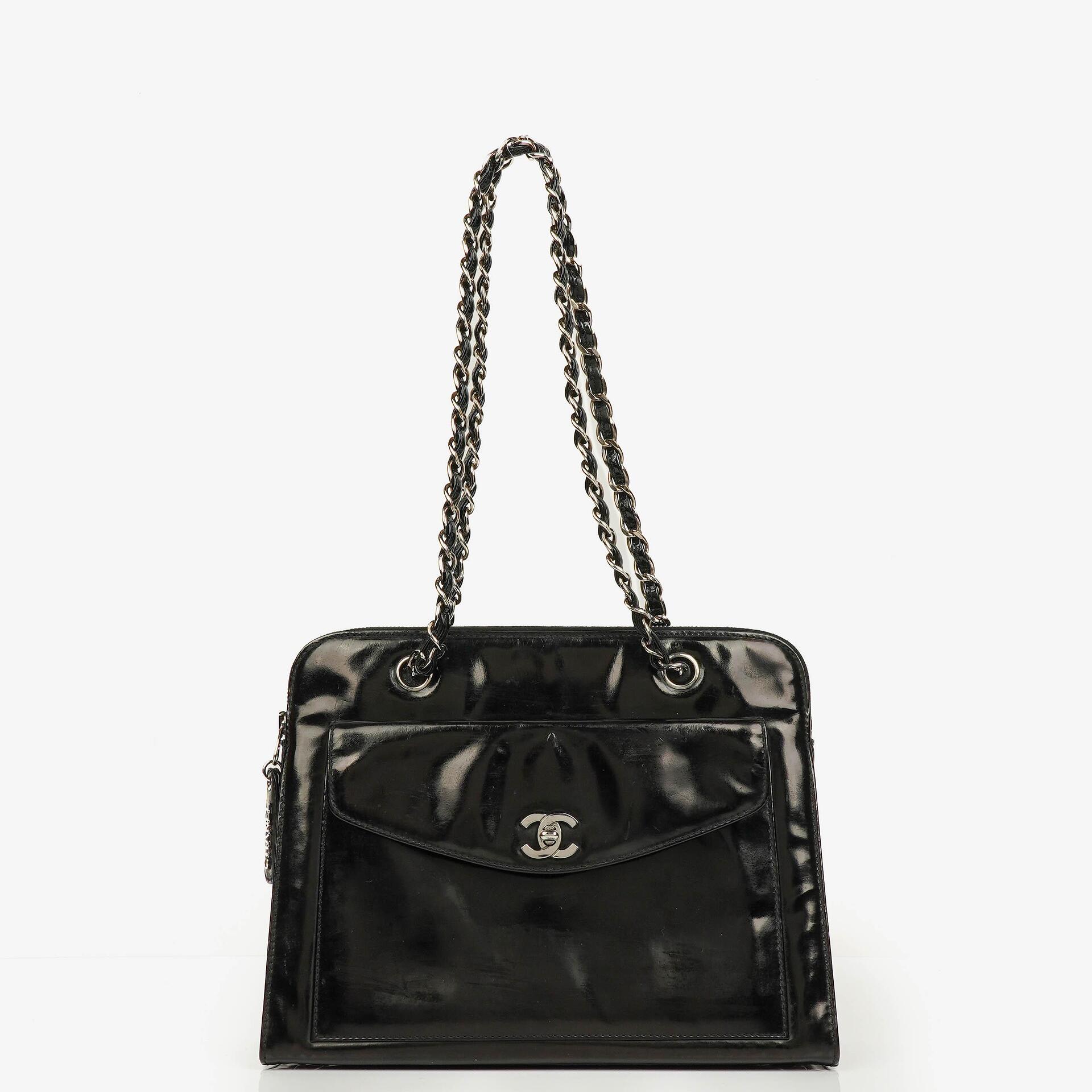 Chanel Black Patent Leather Shoulder Bag