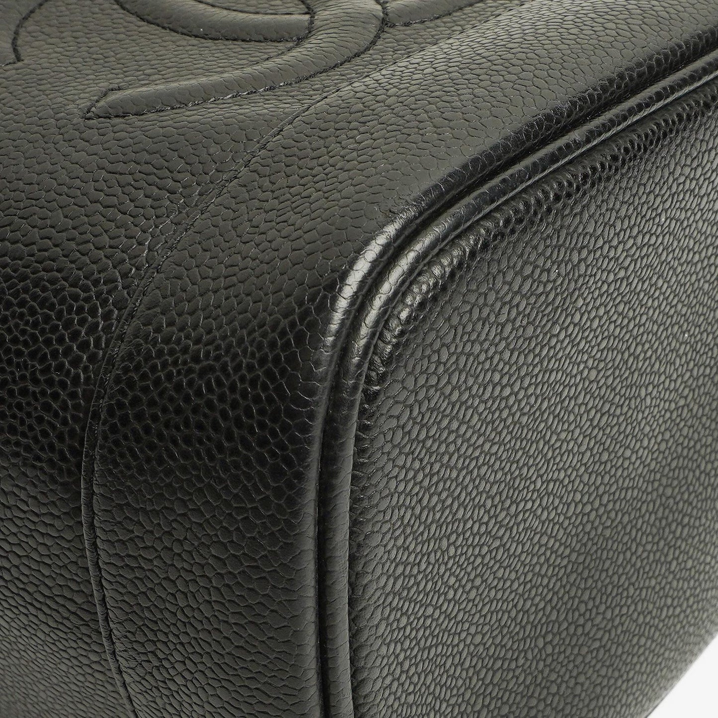 Chanel Black Quilted Caviar Leather Vanity Case