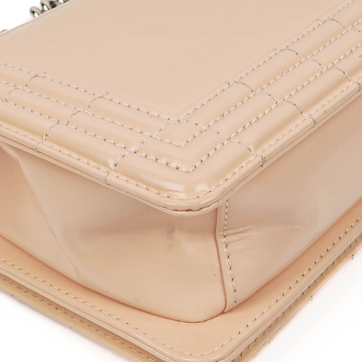 Chanel Boy Flap Bag in Beige Patent Leather