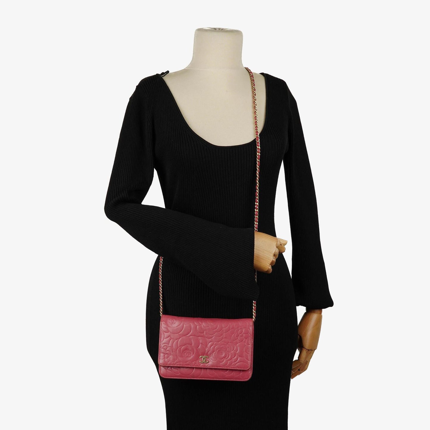 Chanel Camelia Pink Embossed Lambskin Wallet On Chain WOC