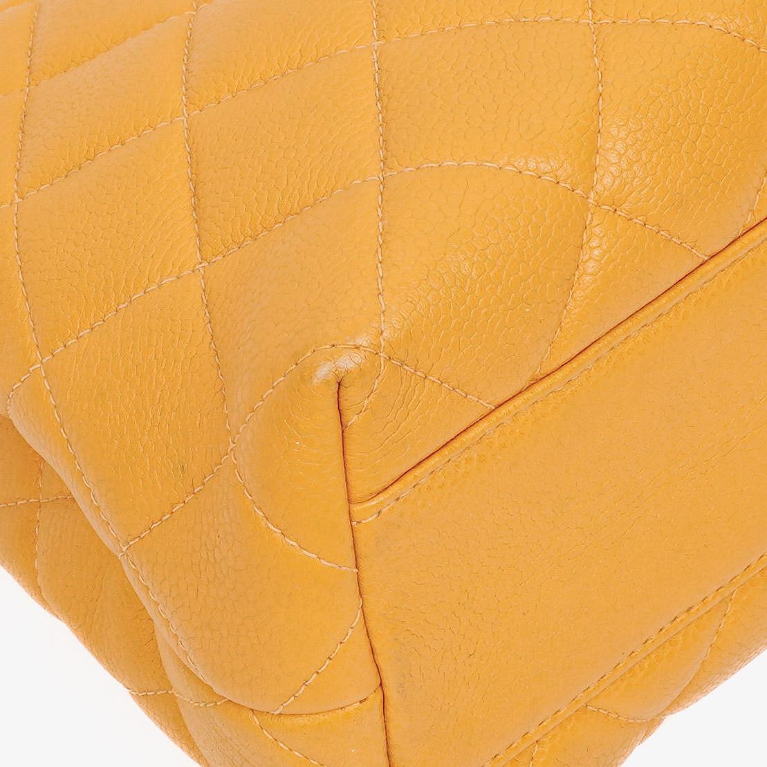 Chanel Caviar Quilted Leather Shoulder Bag