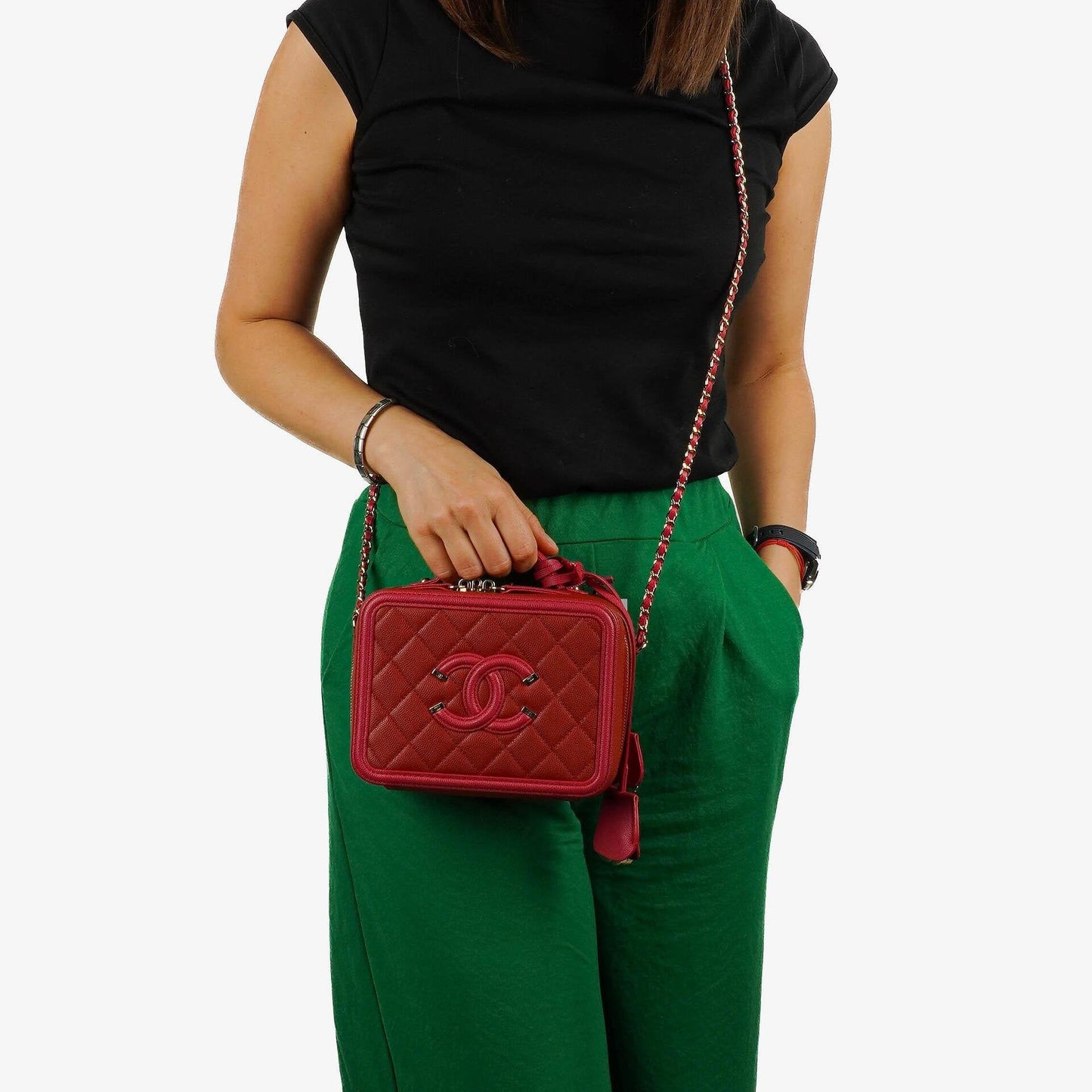 Chanel CC Filigree Small Vanity Case In Red And Pink Quilted Caviar Leather And Champagne Gold-Tone Hardware