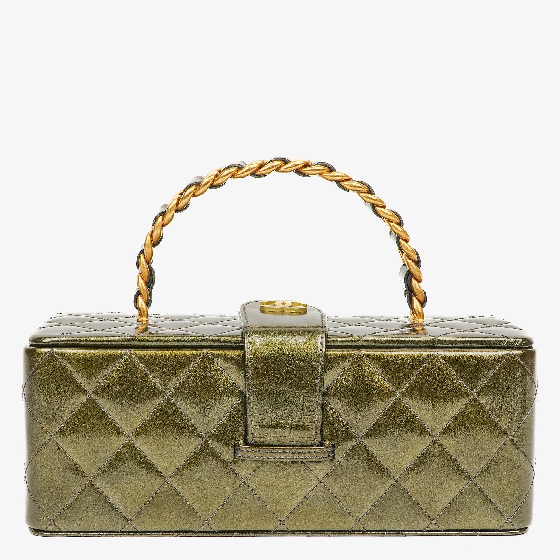 Chanel CC Vanity Case Olive Green Iridescent Quilted Patent Leather