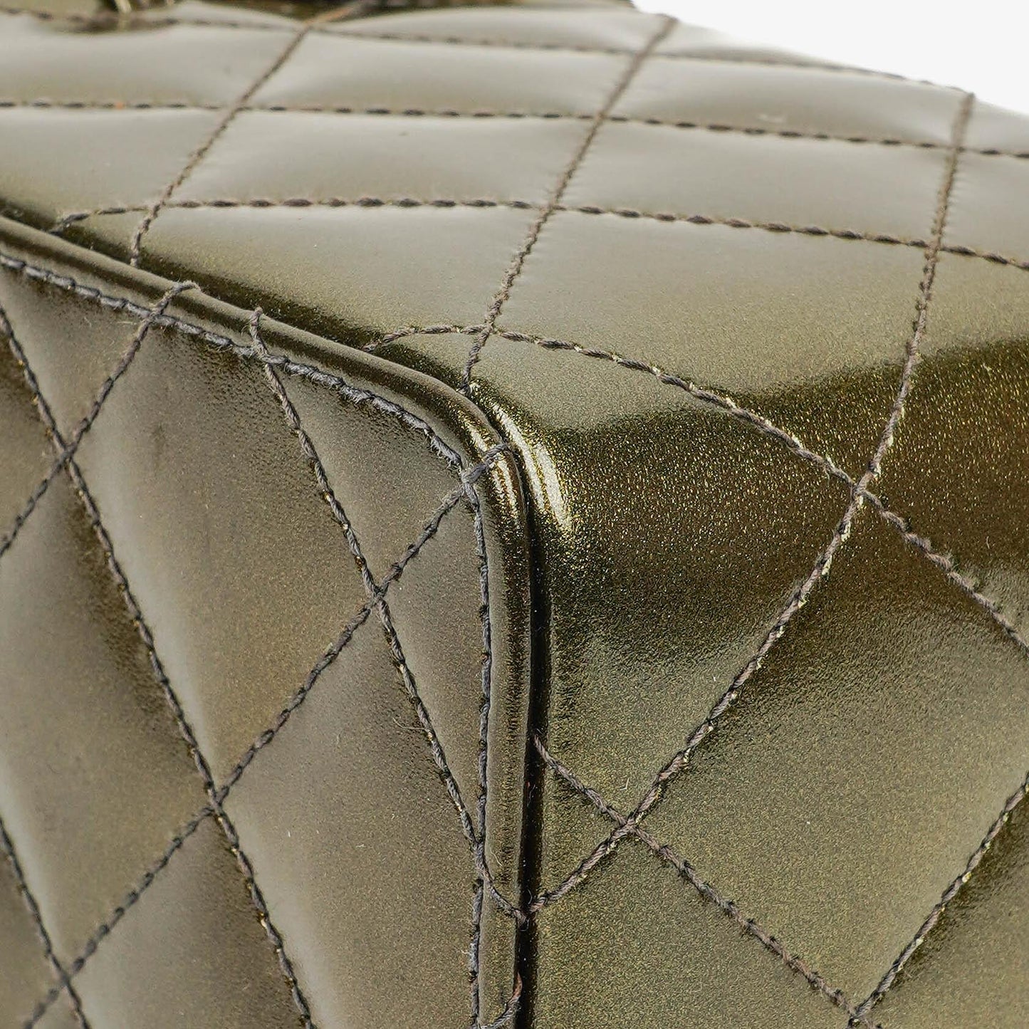 Chanel CC Vanity Case Olive Green Iridescent Quilted Patent Leather