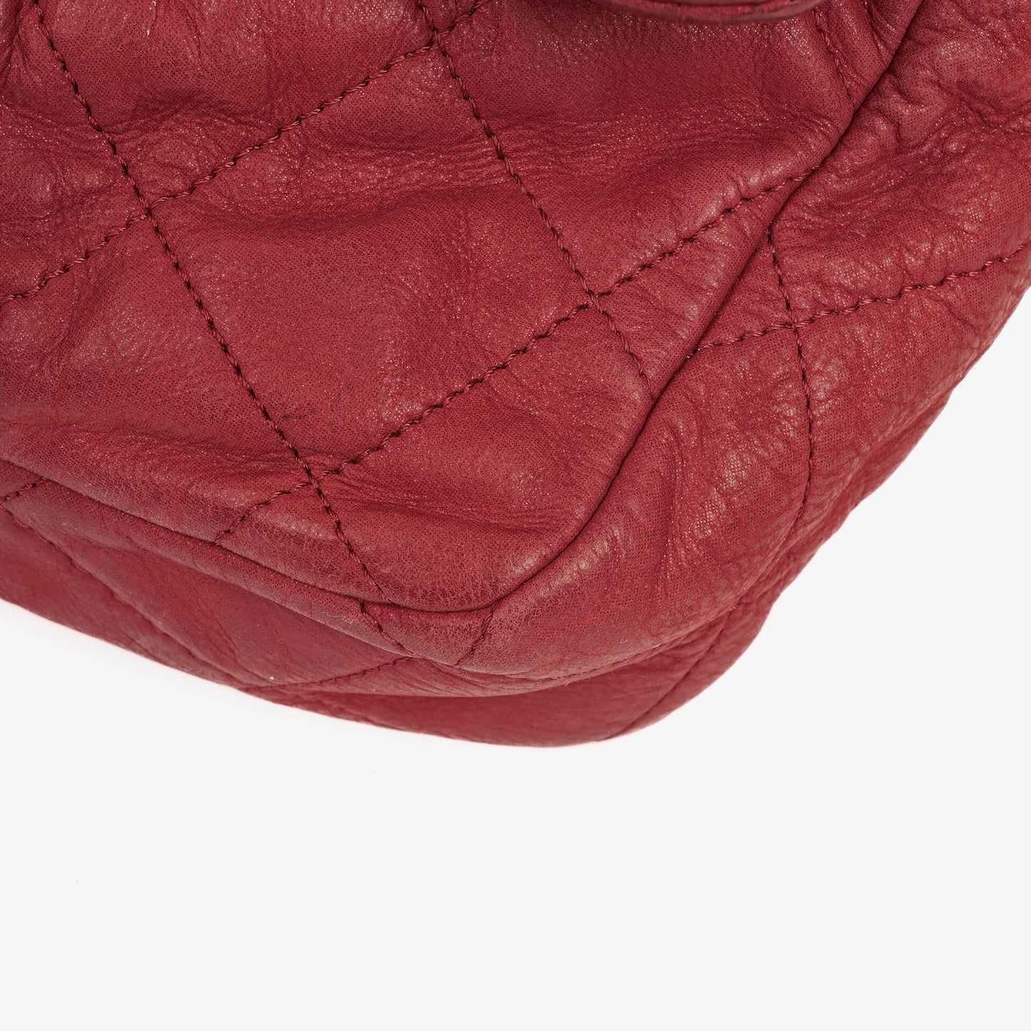 Chanel Chic Single Flap Bag Quilted Iridescent Calfskin With Gold-Tone Hardware