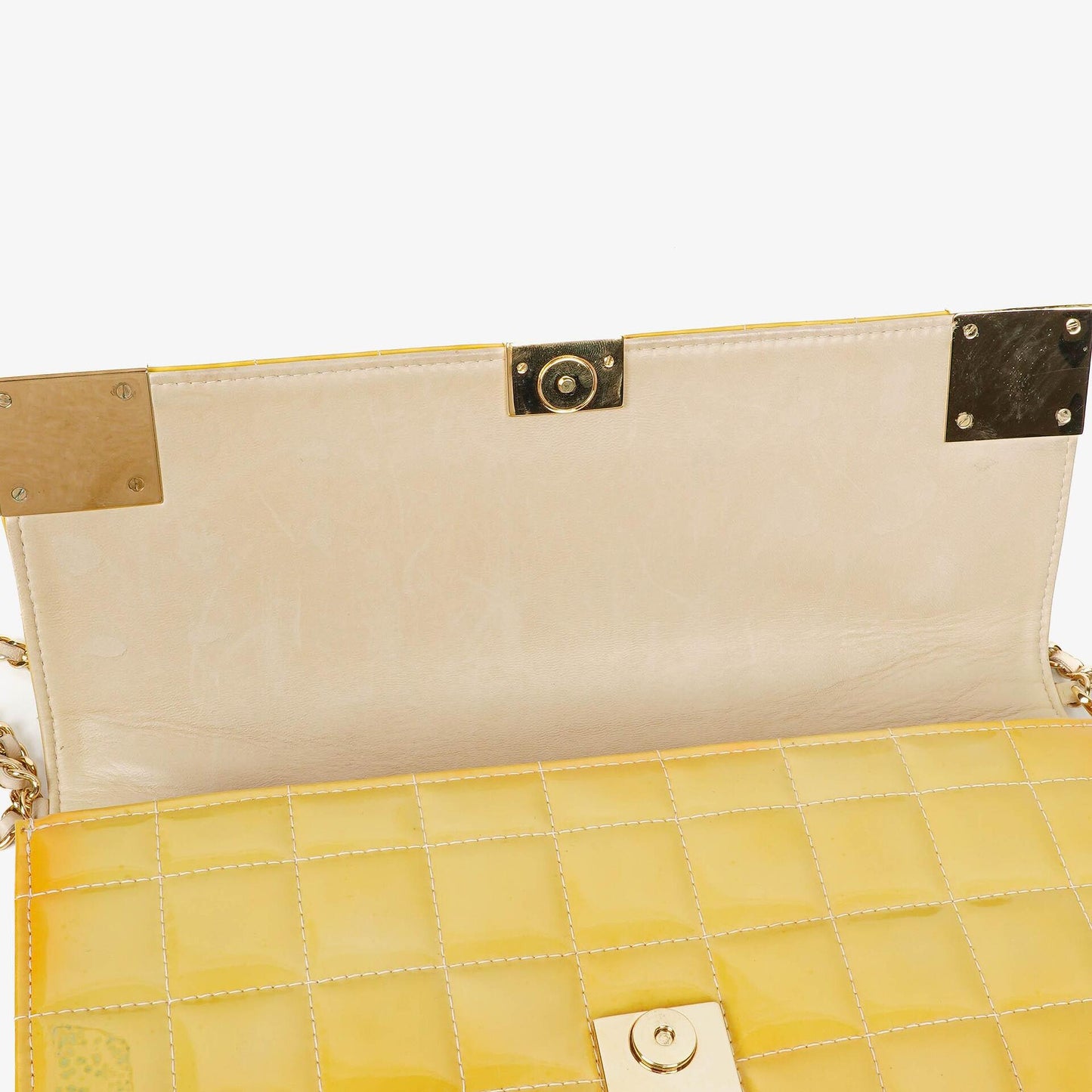 Chanel Chocolate Bar East West Patent Leather Shoulder Bag