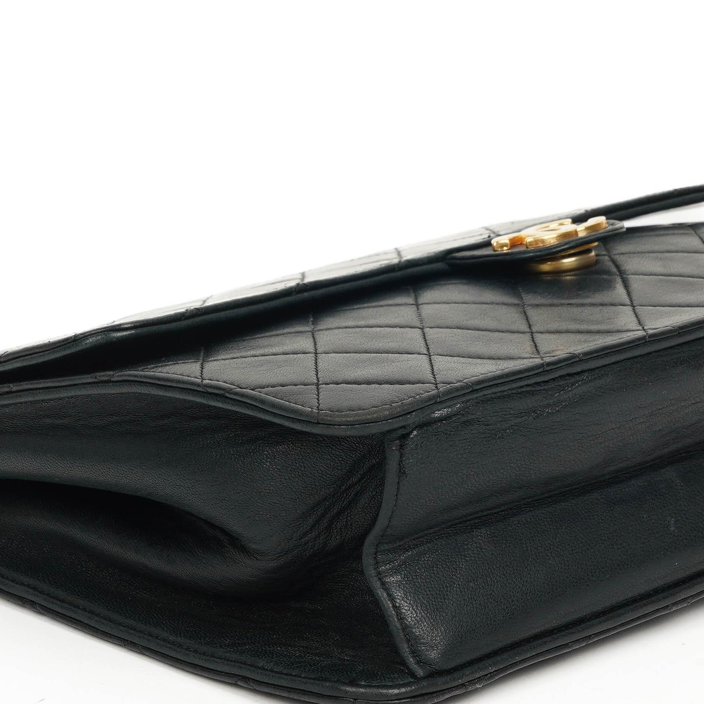 Chanel Classic Medium Single Flap Bag Black Quilted Lambskin 24K Gold-Plated Hardware