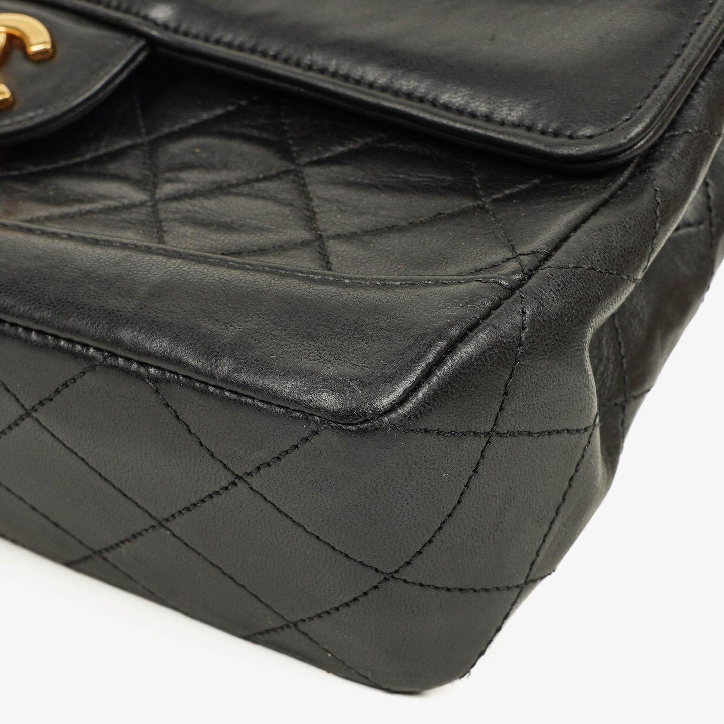 Chanel Classic Small Flap Bag Lambskin 24k Gold-Plated Hardware