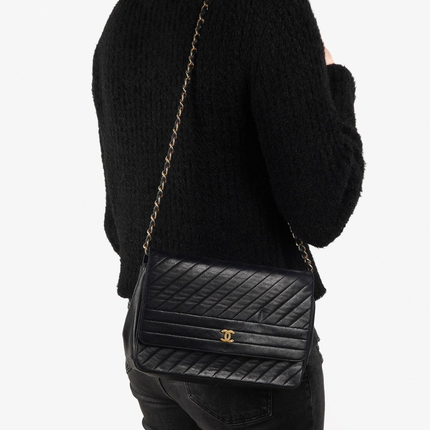 Chanel Diagonal Medium Classic Navy Quilted Lambskin Single Flap Bag With 24K Gold-Plated Hardware