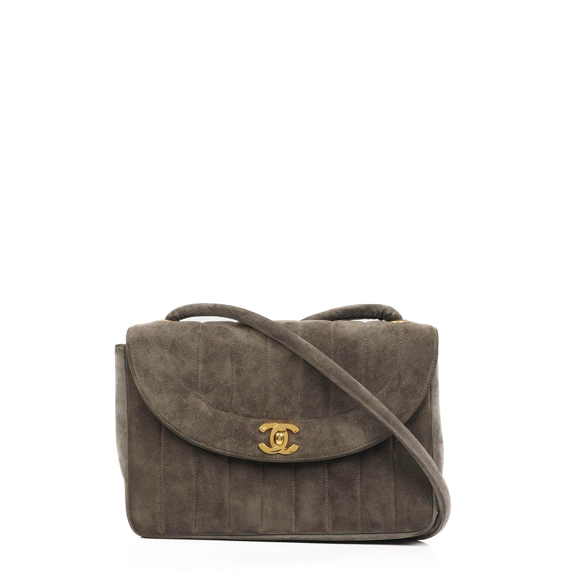 Chanel Diana Vertical Quilted Single Flap Bag With 24K Gold-Plated Hardware