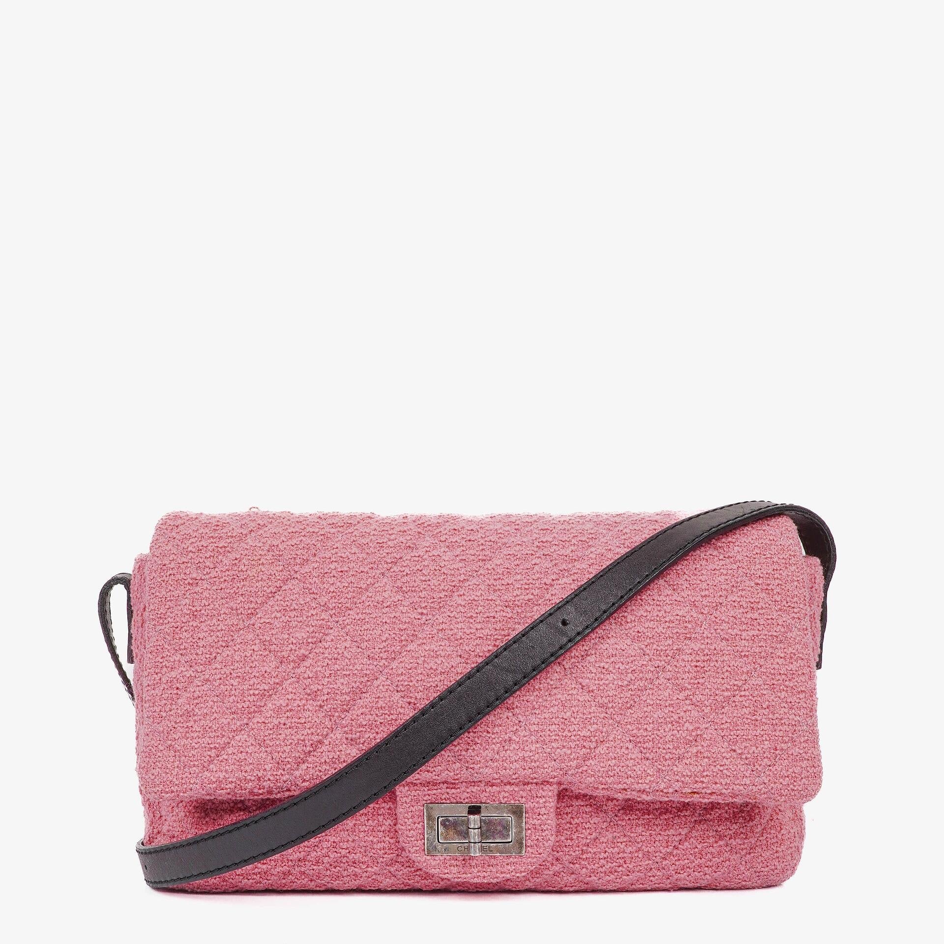 Chanel Easy Tweed Jumbo Pink 2.55 Reissue Messenger Flap Bag