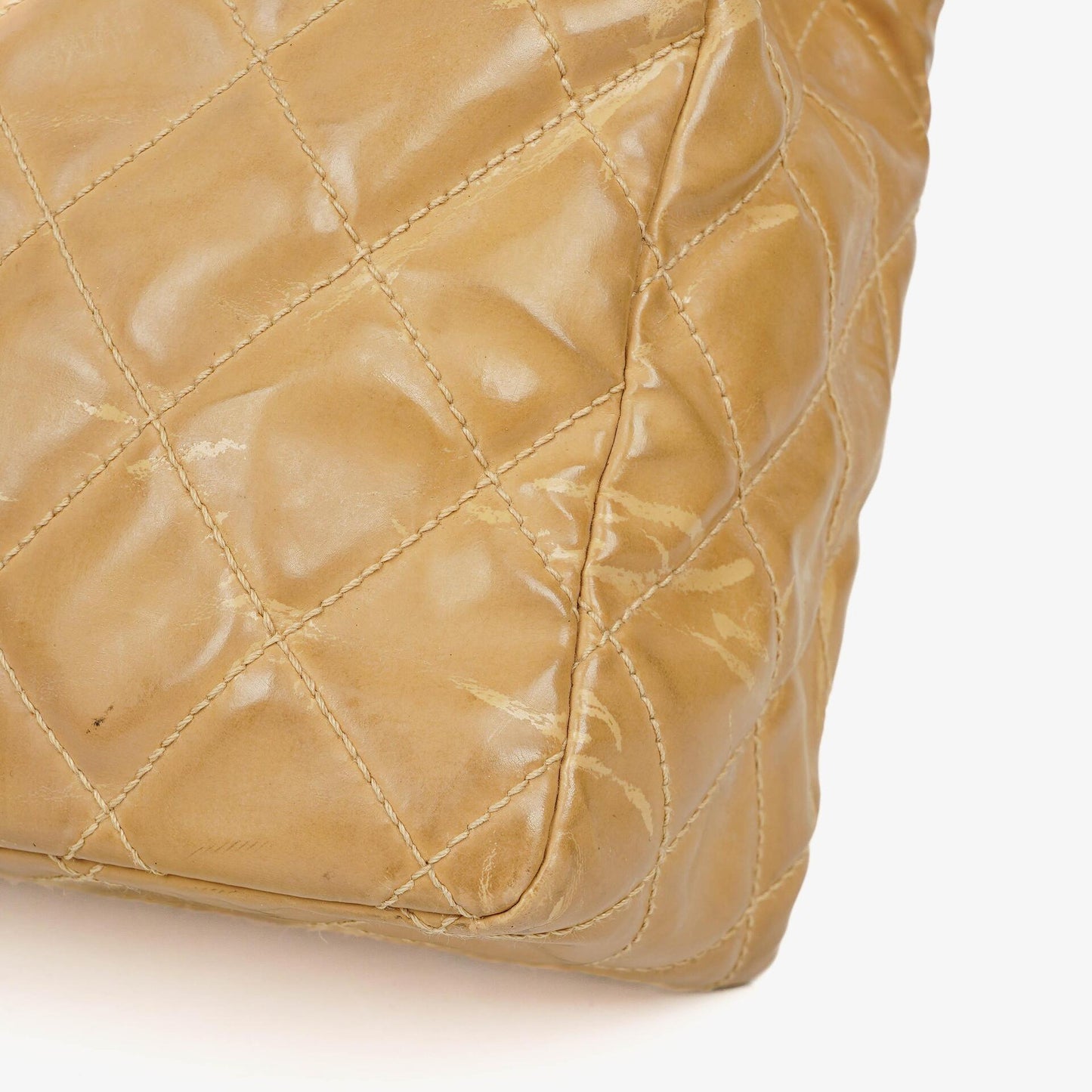 Chanel Jumbo CC Classic Single Flap Bag Beige Quilted Patent Leather 24K Gold-Plated Hardware
