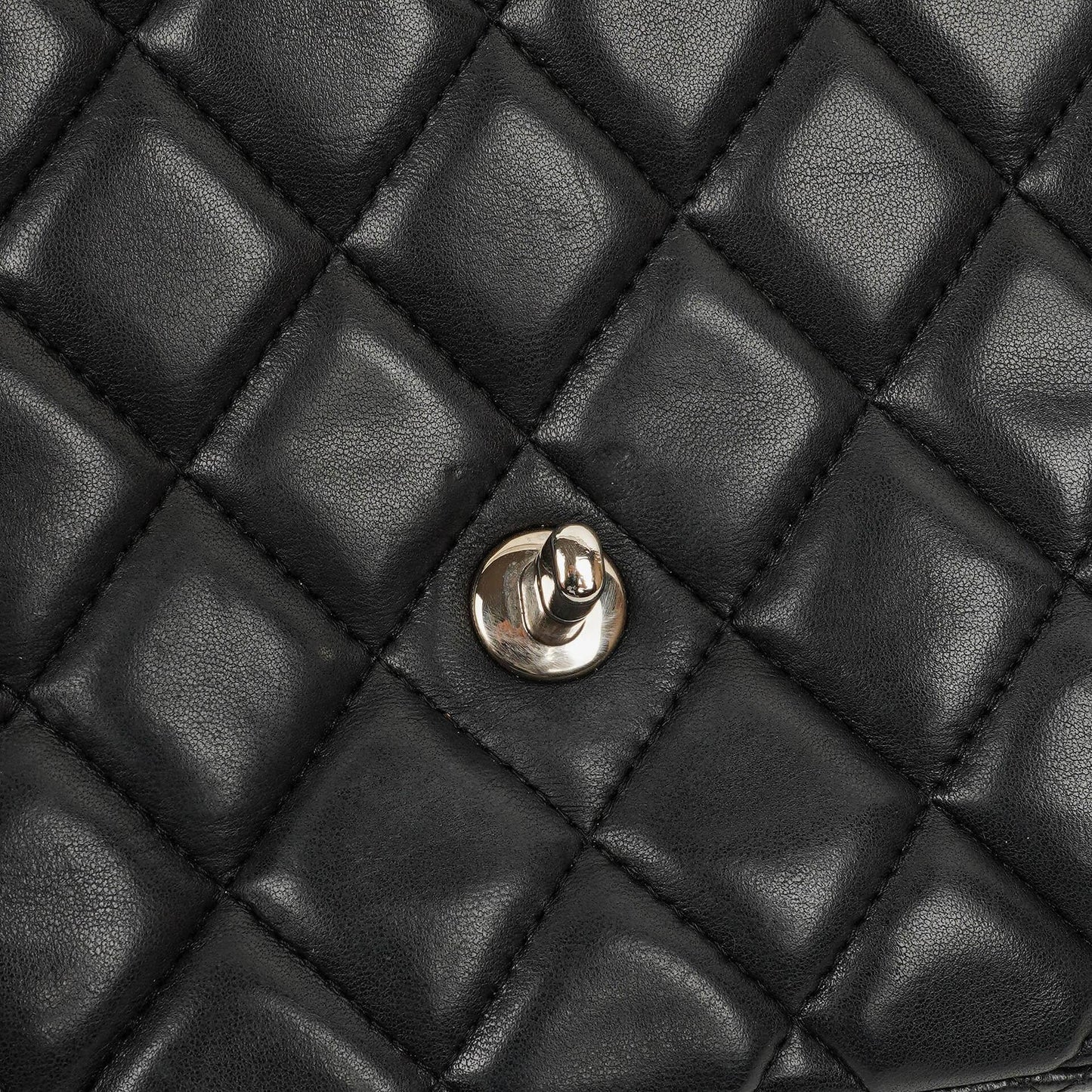 Chanel Jumbo Classic Black Quilted Leather Single Flap Bag With Silver - Tone Hardware